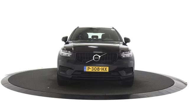 Volvo XC40 1.5 T4 Recharge R-Design Camera / El. Achterklep / Stoelverwarming