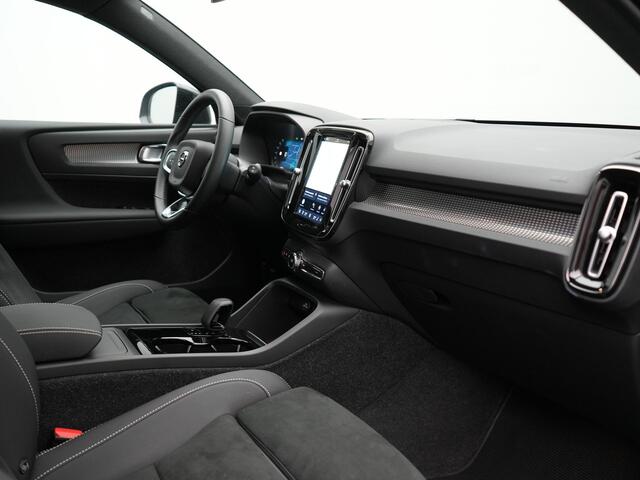 Volvo XC40 Recharge Pro 69kWh 231pk Dealer O.H. | Panodak | 360 Camera | Adaptive Cruise | Harman / Kardon | Alcantara Sportstoelen Memory & Verwarmd | Google Assistent | Stuur Verwarmd | Keyless | Blis | DAB |