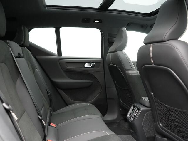 Volvo XC40 Recharge Pro 69kWh 231pk Dealer O.H. | Panodak | 360 Camera | Adaptive Cruise | Harman / Kardon | Alcantara Sportstoelen Memory & Verwarmd | Google Assistent | Stuur Verwarmd | Keyless | Blis | DAB |