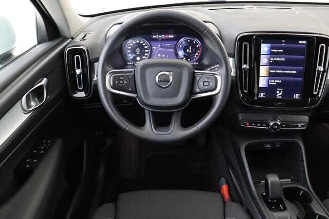 Volvo XC40 T2 AUT. MOMENTUM BUSINESS -CAMERA|ZITTINGVERL.|PRIVACY.GLAS|KEYLESS|CARPLAY|18"
