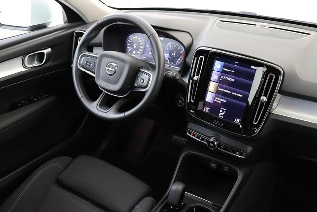 Volvo XC40 T2 AUT. MOMENTUM BUSINESS -CAMERA|ZITTINGVERL.|PRIVACY.GLAS|KEYLESS|CARPLAY|18"