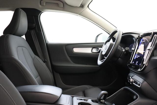 Volvo XC40 T2 AUT. MOMENTUM BUSINESS -CAMERA|ZITTINGVERL.|PRIVACY.GLAS|KEYLESS|CARPLAY|18"