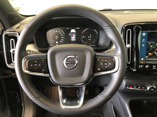 Volvo XC40 1.5 T4 Plug-in Hybrid Plus Dark | PHEV | Navigatie | Apple Carplay | Android Auto | Elektrische Achterklep | Keyless Entry | Elektrisch Verstelbare Voorstoelen | Achteruitrijcamera | Harman Kardon Audio