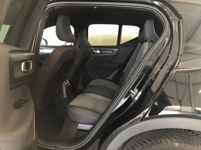 Volvo XC40 1.5 T4 Plug-in Hybrid Plus Dark | PHEV | Navigatie | Apple Carplay | Android Auto | Elektrische Achterklep | Keyless Entry | Elektrisch Verstelbare Voorstoelen | Achteruitrijcamera | Harman Kardon Audio