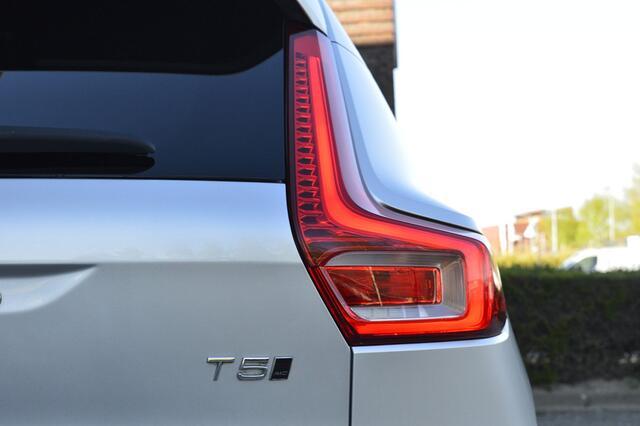 Volvo XC40 2.0 T5 AWD Intro Edition Rijklaarprijs-Garantie Trekhaak Panoramadak Leder Rondomzicht camera