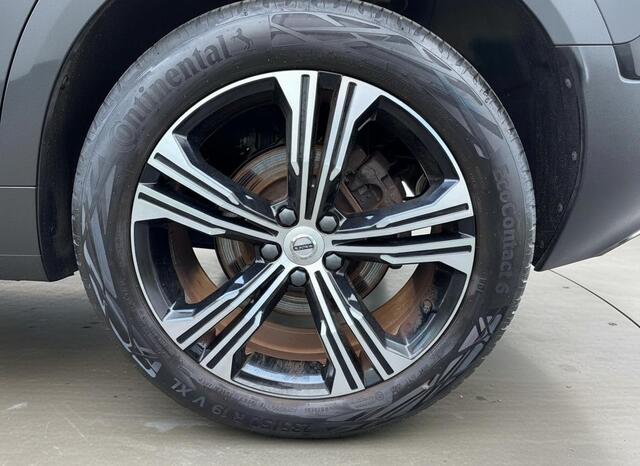 Volvo XC40 1.5 T4 Recharge Inscription Expression TREKHAAK - H&K - LEER - STOELVERWARMING