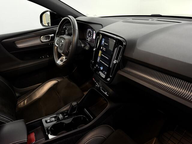 Volvo XC40 1.5 T5 Twin Engine R-Design Panoramadak, 360 Camera, Navi, Harman/Kardon, Memory stoelen, Elektrische achterklep, Virtual desk, Keyless start