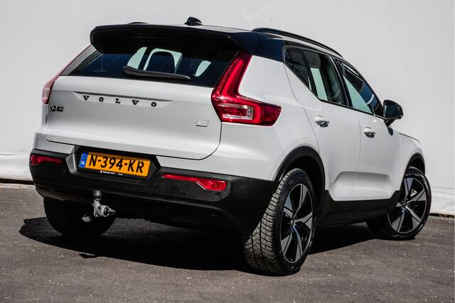 Volvo XC40 Recharge Twin Plus 408pk Trekhaak/ Stuur-stoelverwarming/ Navigatie/ Carplay/ Camera/ Adapt. cruise/ Blis