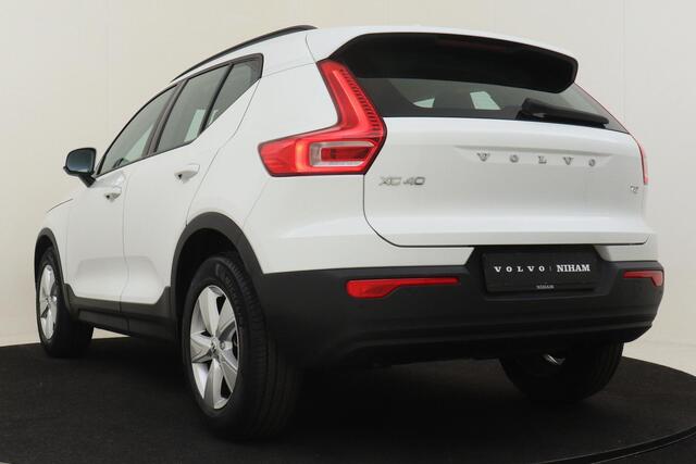 Volvo XC40 T2 (H) MOMENTUM CORE -CAMERA|CARPLAY|CRUISE|PDC|LED|DAKRAILS