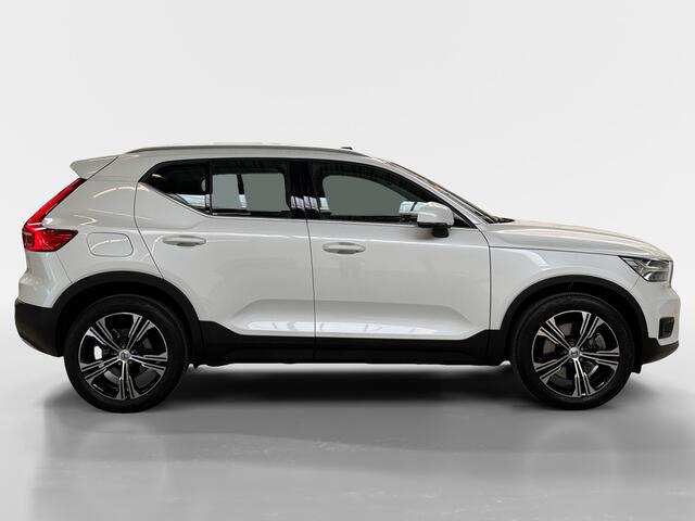 Volvo XC40 1.5 T5 Recharge Inscription Expression I Panoramadak I 19 Inch I Harman Kardon I Elek. Achterklep I Stoelverwarming
