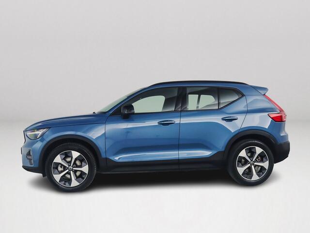 Volvo XC40 B4 Plus Dark | Parkeercamera | Stoel- en Stuurverwarming | Harman Kardon | Trekhaak