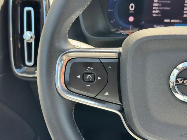 Volvo XC40 Recharge 78 kWh Pure Core - electr. trekhaak - 19 LM