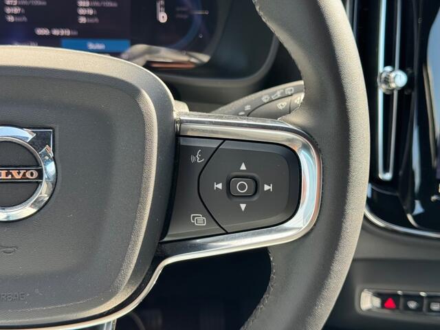 Volvo XC40 Recharge 78 kWh Pure Core - electr. trekhaak - 19 LM