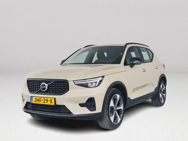 Volvo XC40 B4 Plus Dark | Parkeercamera | Harman Kardon | Stoel- en Stuurverwarming | Trekhaak