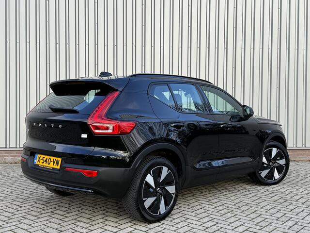 Volvo XC40 Single Motor Extended Range Core 82 kWh | ALL-SEASON banden | Trekhaak |