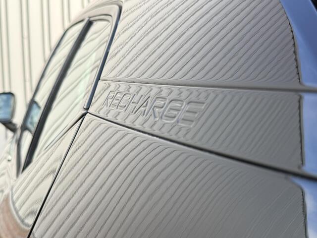 Volvo XC40 Single Motor Extended Range Core 82 kWh | ALL-SEASON banden | Trekhaak |