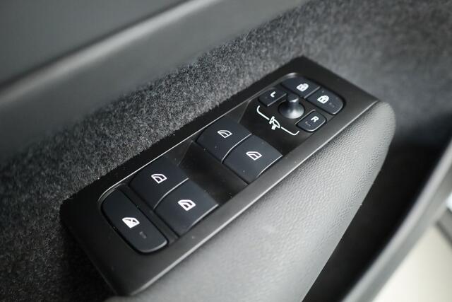 Volvo XC40 1.5 T5 Recharge Inscription | Pilot Assist | Apple CarPlay & Android | Navi |Stoel-Stuurverw. | Achteruitrijcamera | DAB