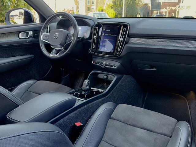 Volvo XC40 2.0 T5 AUT8 AWD R-DESIGN INTRO EDITION PANODAK LEDER NAVI CAMERA DIGI-DASH LED LMV PDC