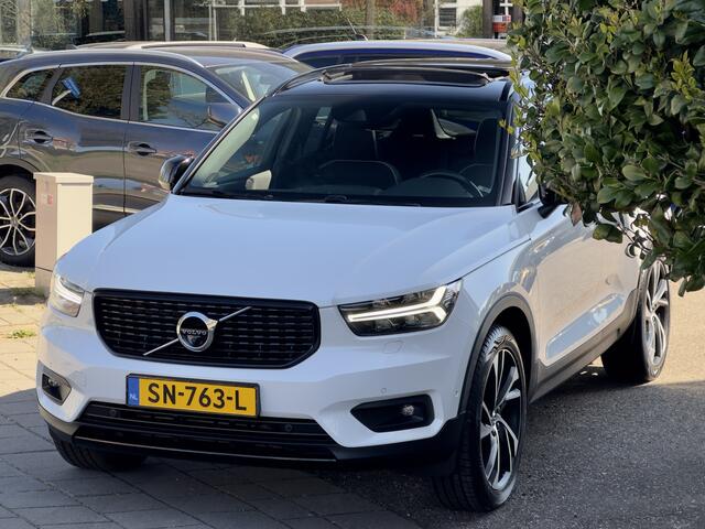 Volvo XC40 2.0 T5 AUT8 AWD R-DESIGN INTRO EDITION PANODAK LEDER NAVI CAMERA DIGI-DASH LED LMV PDC