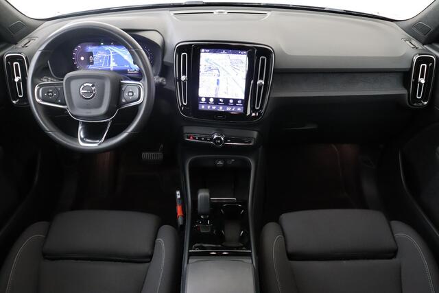 Volvo XC40 RECHARGE CORE -CAMERA|CLIMATE|KEYLESS|CRUISE|CARPLAY|ALL.SEASON