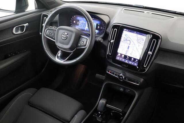 Volvo XC40 RECHARGE CORE -CAMERA|CLIMATE|KEYLESS|CRUISE|CARPLAY|ALL.SEASON