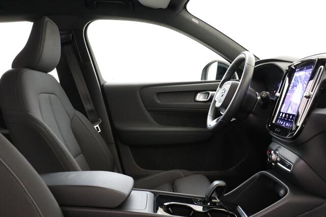 Volvo XC40 RECHARGE CORE -CAMERA|CLIMATE|KEYLESS|CRUISE|CARPLAY|ALL.SEASON