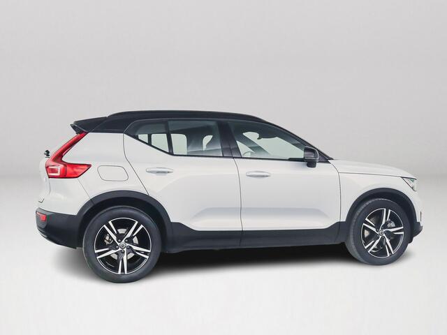 Volvo XC40 T5 Twin Engine R-Design | Panoramadak | Parkeercamera | Cruise control | Navigatie
