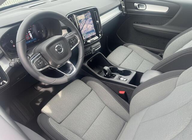 Volvo XC40 2.0 B3 Core | El.achterklep | 19 inch | Adaptive cruise | Prijs is rijklaar