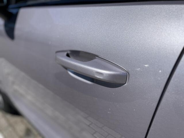 Volvo XC40 B4 Plus Dark | Harman / Kardon | Trekhaak | Memoryseats | Climate Pack |