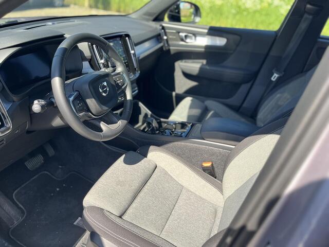 Volvo XC40 B4 Plus Dark | Harman / Kardon | Trekhaak | Memoryseats | Climate Pack |