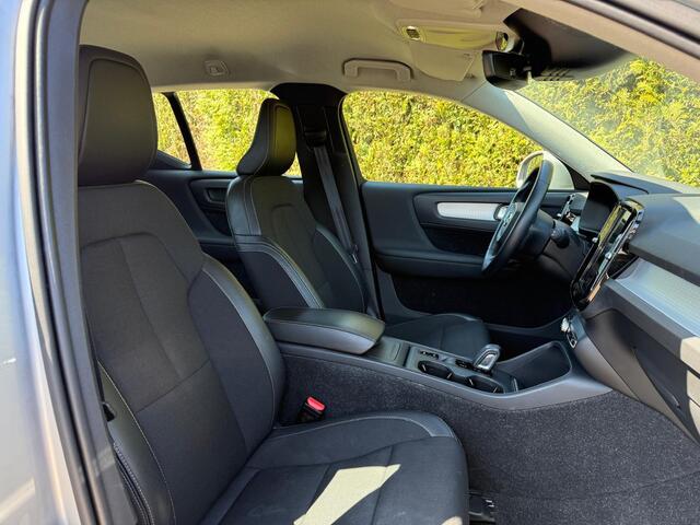 Volvo XC40 T4 Momentum | Stoelverwarming | DAB |