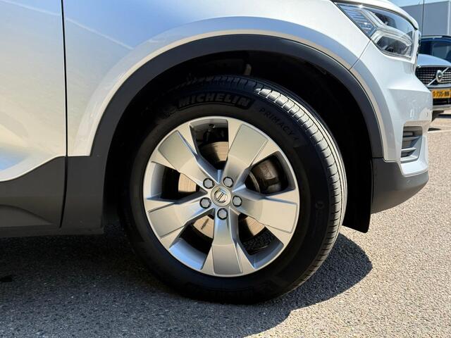 Volvo XC40 T4 Momentum | Stoelverwarming | DAB |