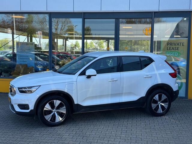 Volvo XC40 1.5 T5 Recharge Inscription - navi - carplay/android - elec achterklep - camera