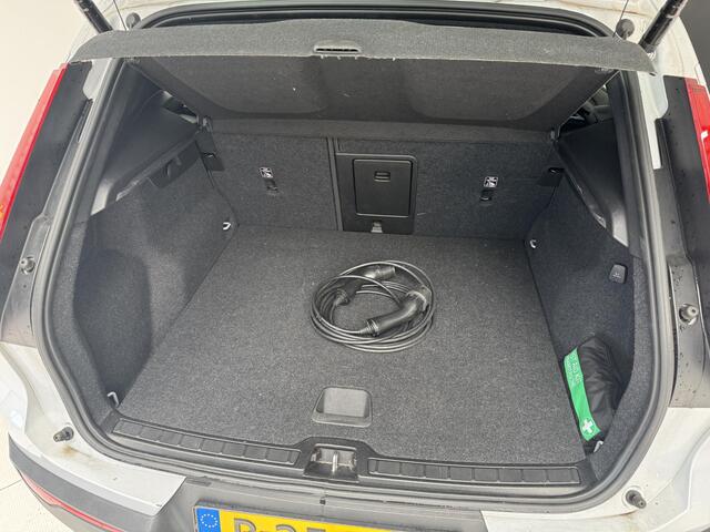 Volvo XC40 1.5 T4 Recharge Inscription Expression | Clima | Camera | Navi | LED |