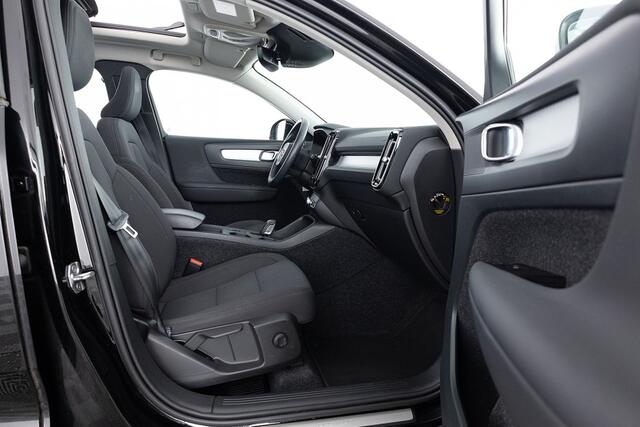 Volvo XC40 1.5 T5 Recharge R-Design Expression | PANORAMADAK ? 1e Eigenaar *BEVRIJDINGSDAG 05 mei OPEN!*