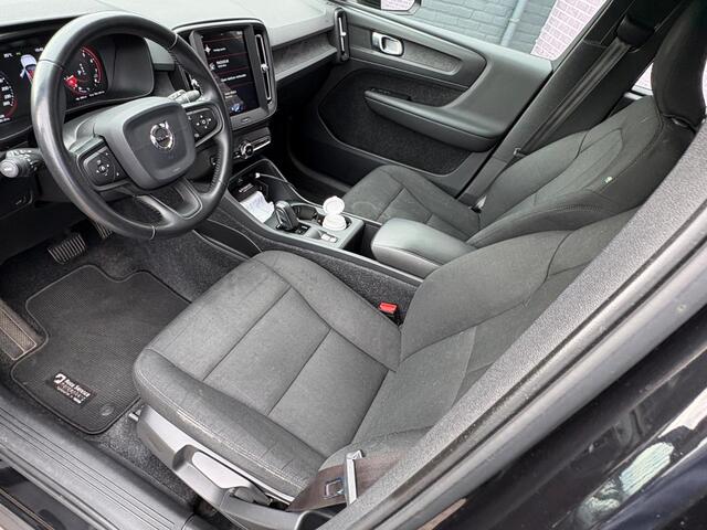 Volvo XC40 2.0 T4 | Trekhaak | Navigatie | Parkeercamera | Parkeersensoren | All-Season | Dealeronderhouden |