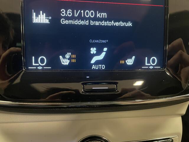 Volvo XC40 1.5 T5 Plug-in hybrid Ultimate Dark