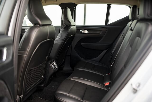 Volvo XC40 1.5 T2 Inscription | Standkachel | Leer | Parkeercamera | Stoel/Stuurverwarming | Adaptive Cruise Control |