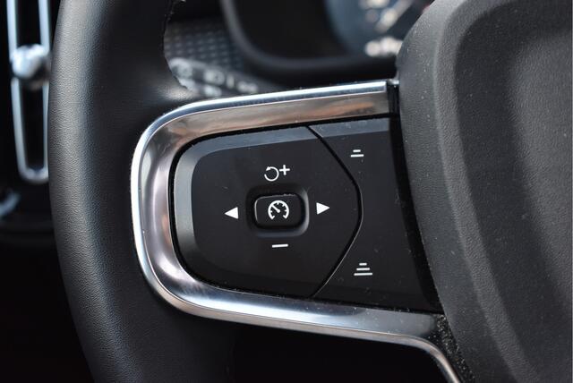Volvo XC40 1.5 T2 R-Design Panorama, Wegkl. trekhaak, Adaptive cruise, Harman/Kardon, Virtual cockpit