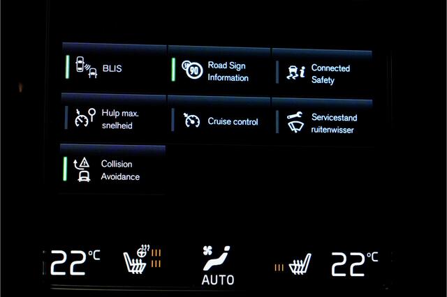 Volvo XC40 1.5 T4 155kW/211pk DCT7 Recharge R-Design PANORAMADAK + ADAPT.CRUISE + PILOT ASSIST + LEER/ALCANTARA + STOELVERWARMING + BI-TONE + BLIS + STUURVERWARMING + LANE ASSIST + ACHTERUITRIJCAMERA + PARKSENSOREN V&A + 20" LM-VELGEN!!
