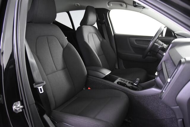 Volvo XC40 1.5 T2 Momentum Core Automaat *1ste Eigenaar*Navigatie*PDC*