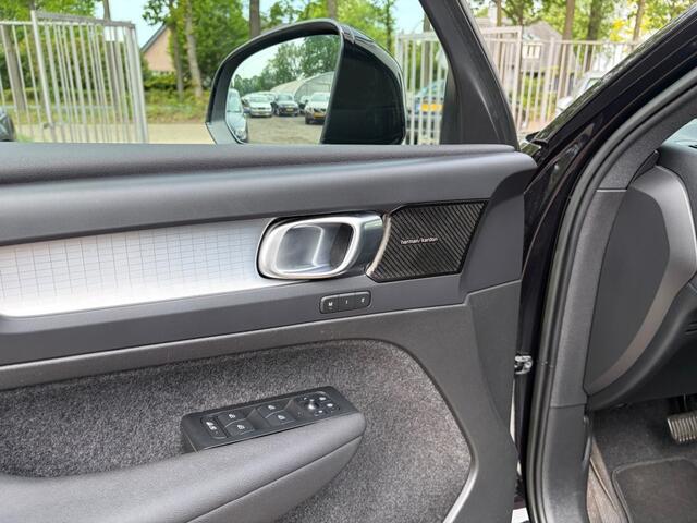 Volvo XC40 2.0 B3 Core Harman/Kardon Stuur-Stoelverwarming