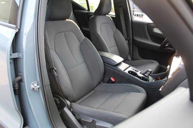 Volvo XC40 1.5 T3 164Pk Momentum | Dealer onderhouden | Origineel NL