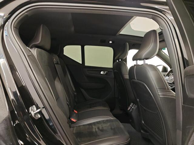Volvo XC40 Recharge P8 AWD R-Design NL-AUTO | PANODAK | 360 GR CAMERA | SOH 90,4%