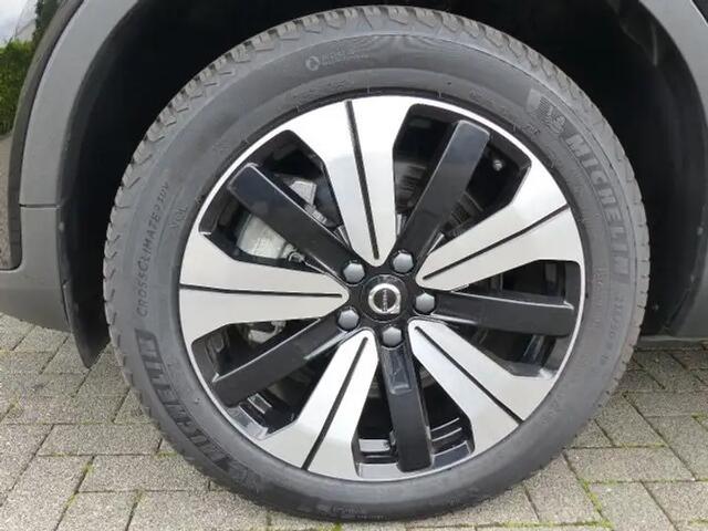 Volvo XC40 Recharge Core 70 kWh ** WARMTEPOMP, TREKH, STUURVERW, 4-SEIZ. BND ** 1e EIG - UNFALLFREI ** ** INFORMEER OOK NAAR ONZE AANTREKKELIJKE FINANCIAL-LEASE TARIEVEN **