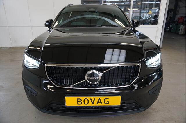 Volvo XC40 2.0 B3 Black Edition Cruise Adaptief - Stoel- Stuur verwarming