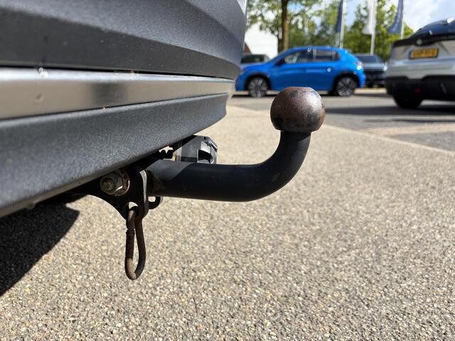 Volvo XC40 1.5 T5 Recharge Inscription AUTOMAAT | TREKHAAK | PANORAMADAK | LEDER| DEALER ONDERHOUDEN| HARMAN KARDON| DODE HOEK SENSOR| 360 CAMERA|