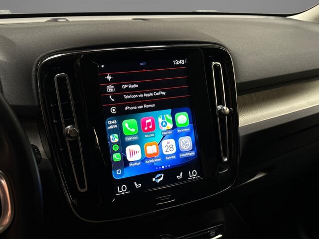 Volvo XC40 1.5 T4 Recharge Inscription 211Pk Automaat (APPLE CARPLAY, GROOT NAVI, MEMORY SEATS, STOELVERWARMING, CAMERA, LEDER, GETINT GLAS, NIEUWE APK, NIEUWSTAAT)