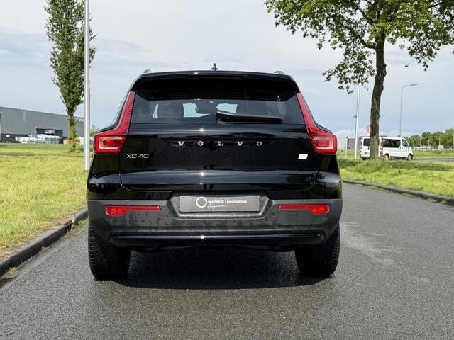 Volvo XC40 Recharge Core | SOH 92,7% | Navigatie | Stoelverwarming | Stuurwielverwarming | Achteruitrijcamera | Apple Carplay/Android Auto |