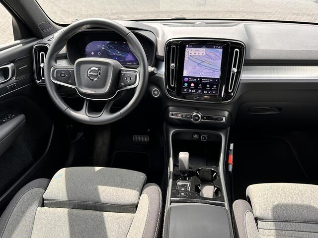 Volvo XC40 2.0 B4 Plus Dark 197PK